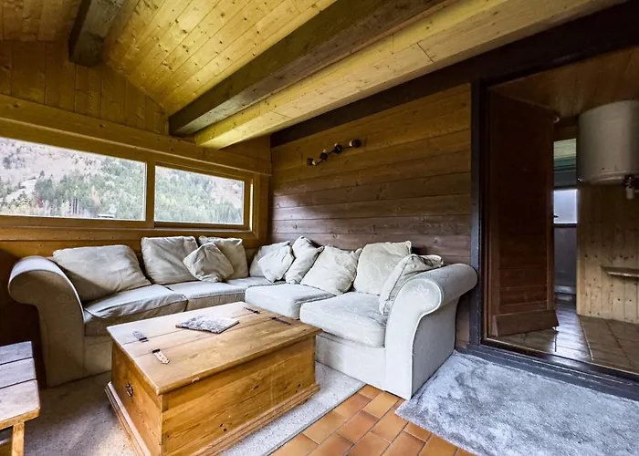 Authentic Family With Garden In Chamonix